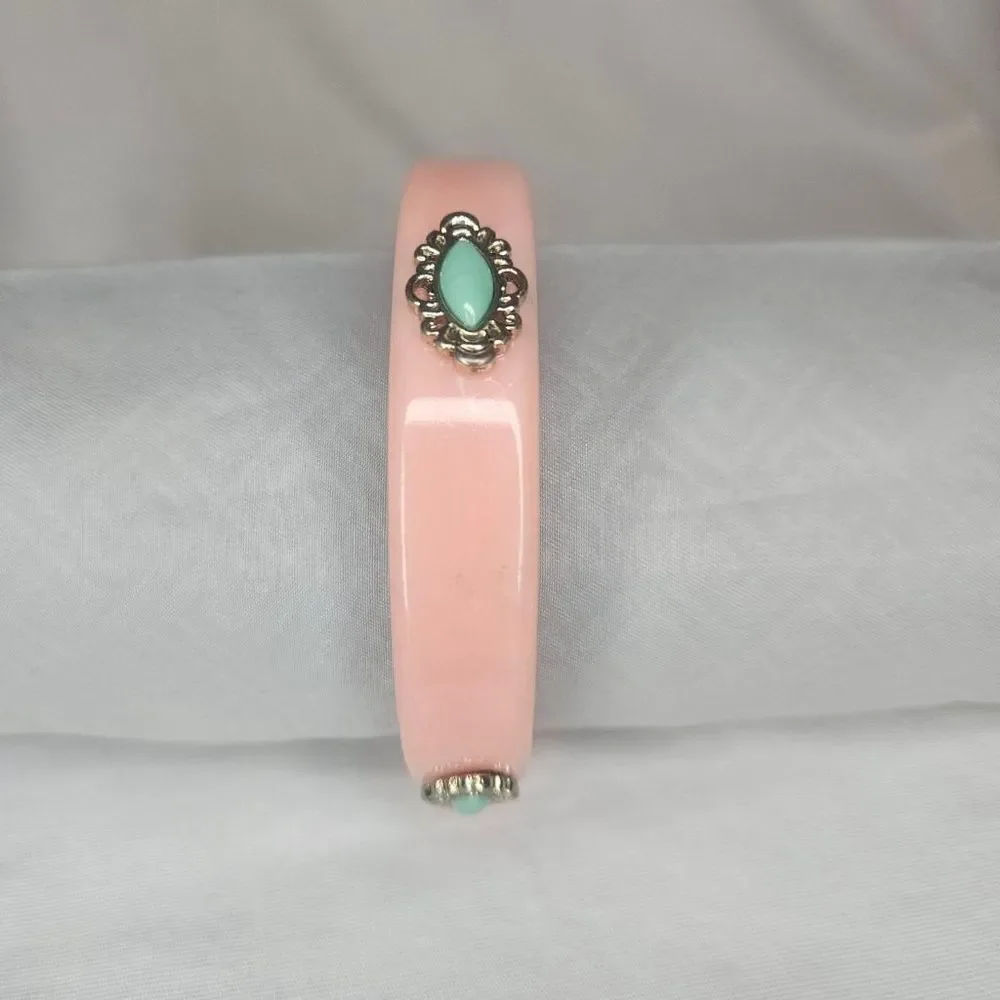 Vintage Coral 80s Bangle with Faux Turquoise Accents EUC Sz 8